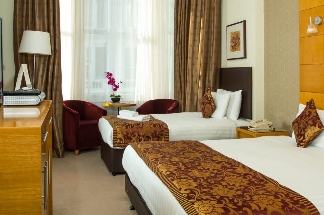 Plaza Executive Triple-3 | Park City Grand Plaza Kensington Hotel