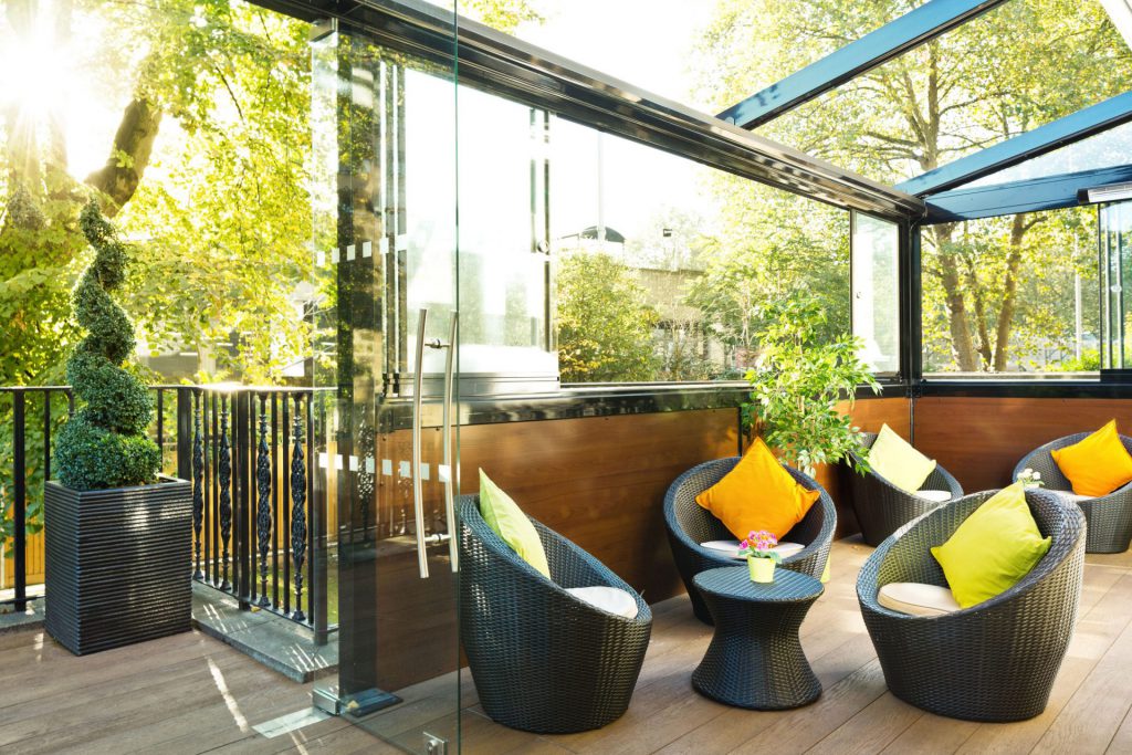 Garden Cafe at Park City Grand Plaza Kensington