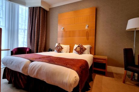 Park Plaza Executive Double: Luxurious room with double bed, near Kensington High Street.