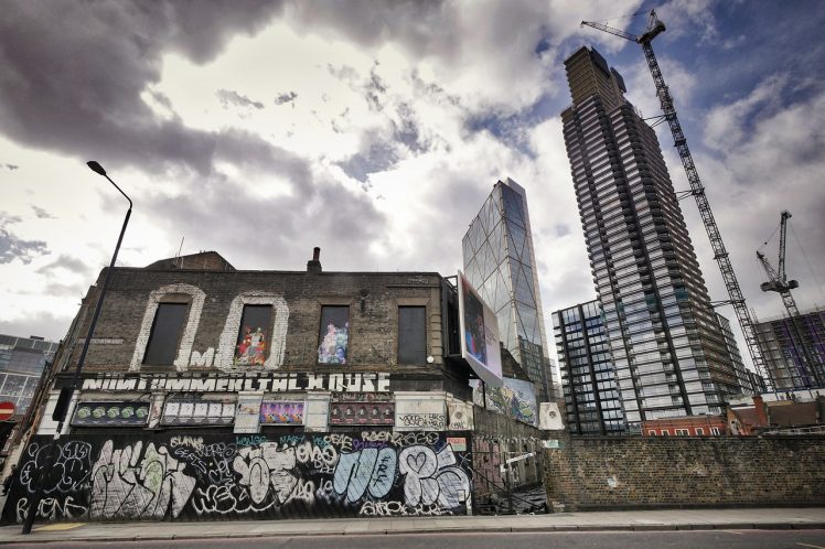 Unwind and Enjoy the Evening in Shoreditch