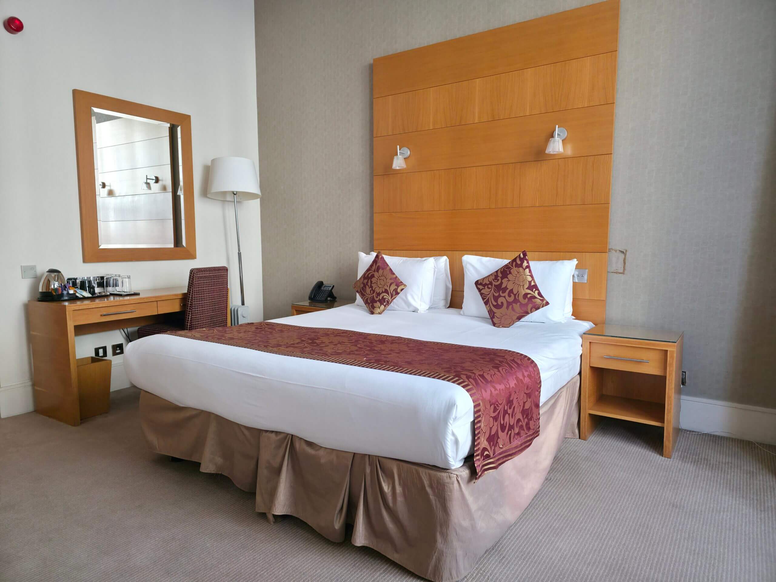 Grand Deluxe Double room (6)