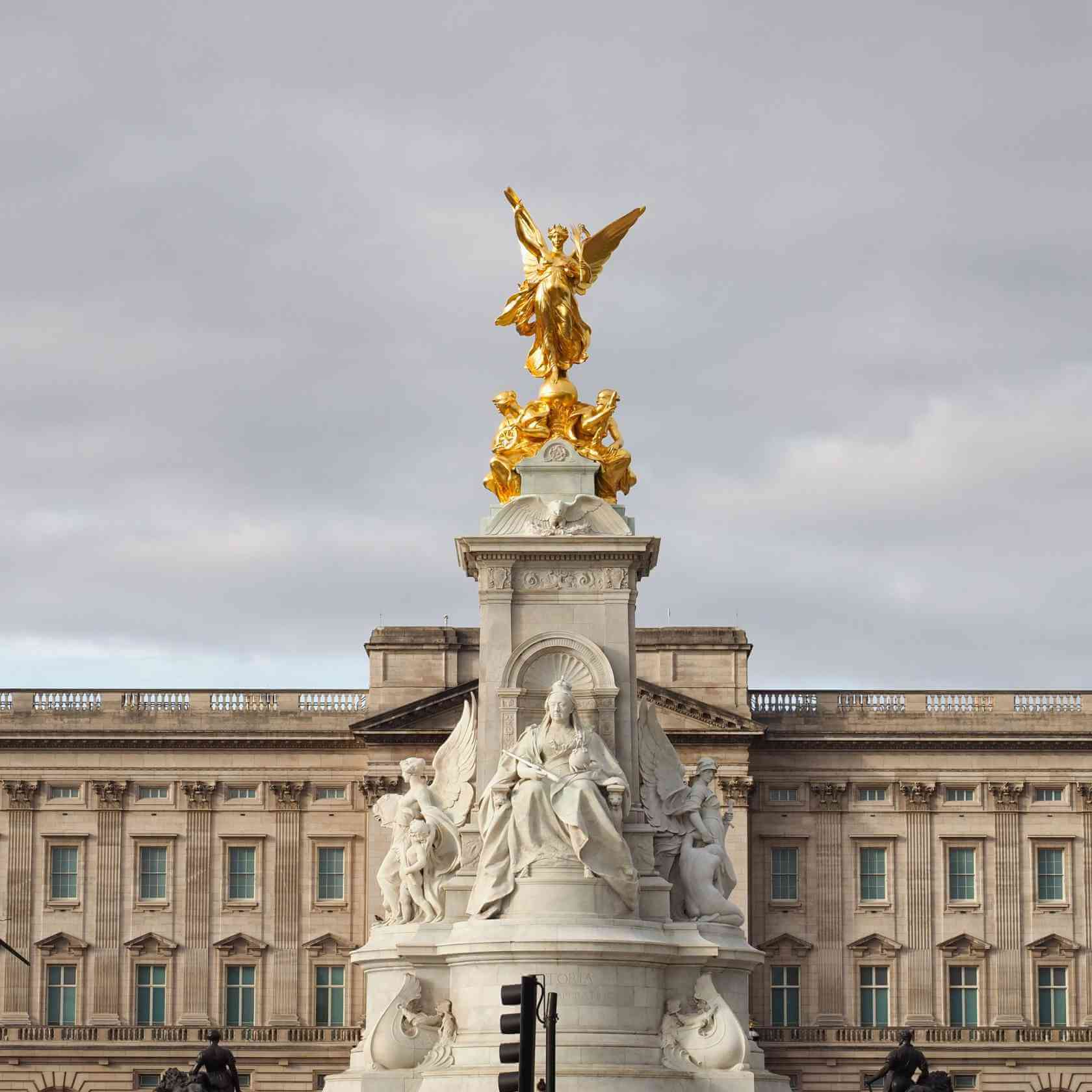 Image of Buckingham Palace in London